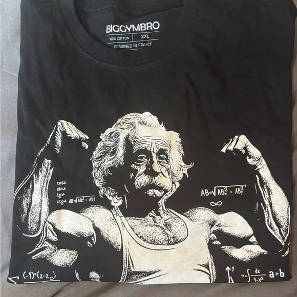 Graphic tee - Picture 2 of 2